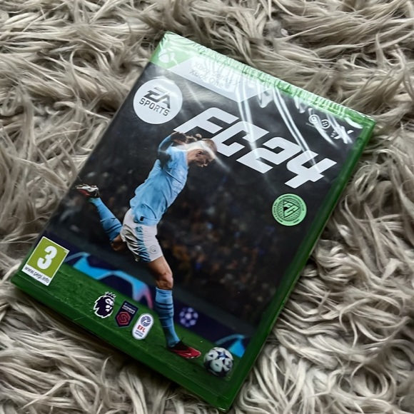 FC24. ⚽️ soccer game sport for boys 👦 feel free to give any offers. XBOX ONE - Picture 2 of 6